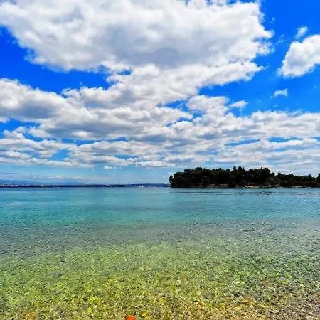 Appartement In With Sea View, Terrace, Air Conditioning, Wi-fi *